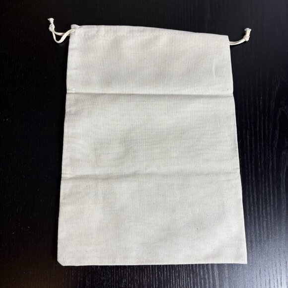 Authentic VALENTINO Garavani Small Dustbag 9.5" x 13.5" Unused - Picture 3 of 3